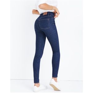 MADEWELL Curvy High Rise Petite Skinny Jeans in Lucille Wash
